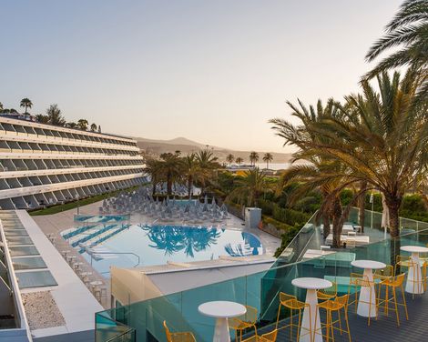 Santa Monica Suites-2