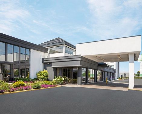 Holiday Inn Hasbrouck Heights - Meadowlands-3