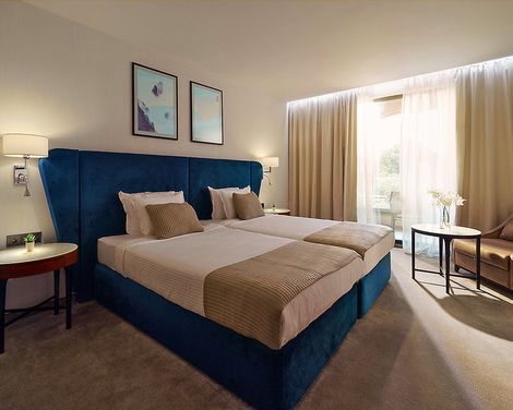 Astor Garden Hotel-0