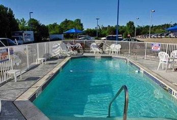 Hotel, Motel 6 Portsmouth, NH