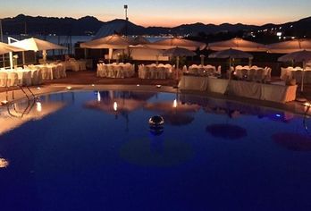 Hotel, La Isla Resort