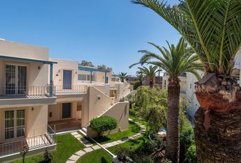 Hotel, Papadakis Apartments