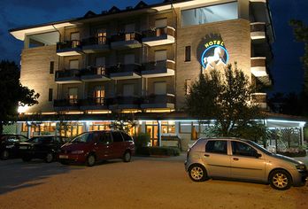 Hotel, Al Cavallino Bianco