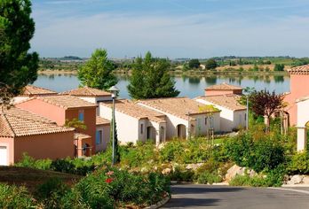 Hotel, Résidences Vacancéole Port Minervois et Les Hauts du Lac