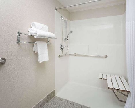 Days Inn & Suites by Wyndham Denver International Airport-0