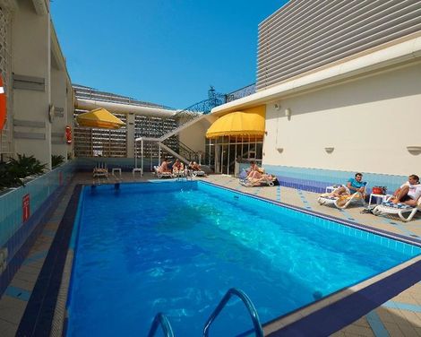 Copthorne Downtown Abu Dhabi-0