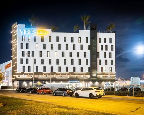 Hotel Málaga Vibes-3