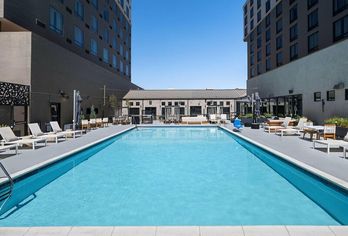 DoubleTree by Hilton Denver Cherry Creek