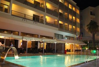 Hotel, Saint Constantin Hotel