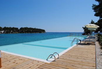 Hotel, Crvena Luka Resort