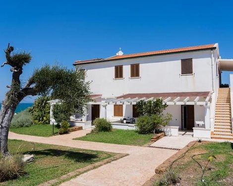 Villaggio Camping Internazionale Manacore-1