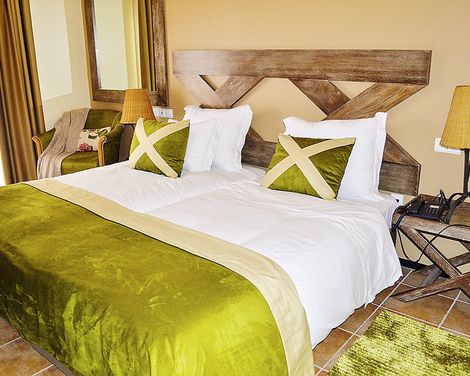 Enotel Santo da Serra-3