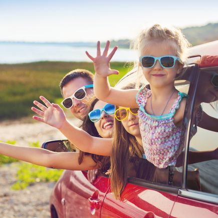 Kinder im Auto