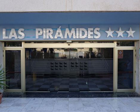 Las Piramides Resort-4