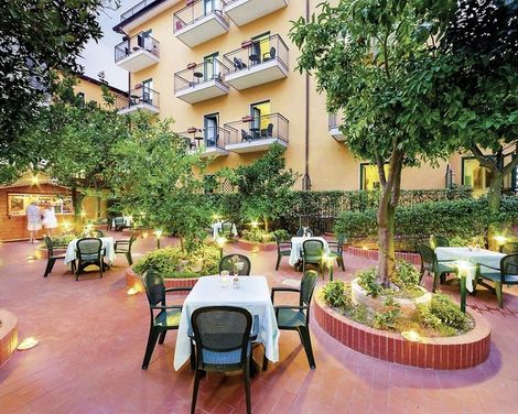 Hotel Astoria Sorrento-4