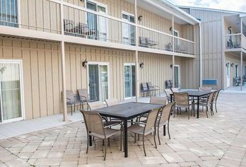 Hotel, Comfort Inn & Suites Thousand Islands Harbour District