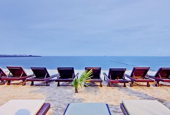 Ravindra Beach Resort & Spa