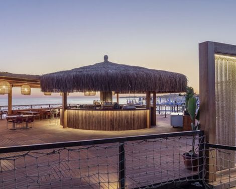 Blue Marlin Deluxe Spa & Resort-4