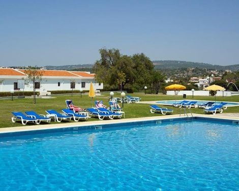 Hotel Apartamento do Golfe-0