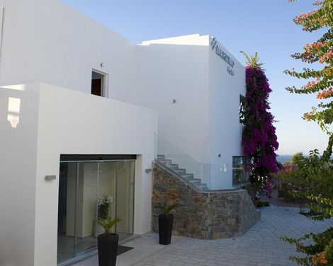 Maritimo Beach Hotel-0