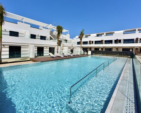 Esmeralda Cotillo Homes by LIVVO-4