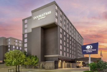 DoubleTree by Hilton Denver Cherry Creek
