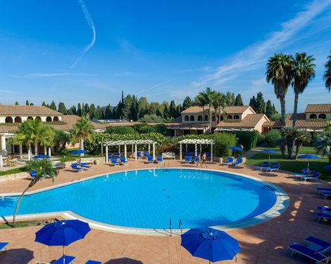 Lantana Resort Hotel & Apartments-3