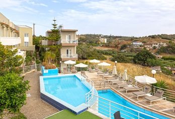 Hotel, Pelagia Bay