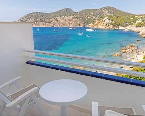 Alua Gran Camp de Mar-2