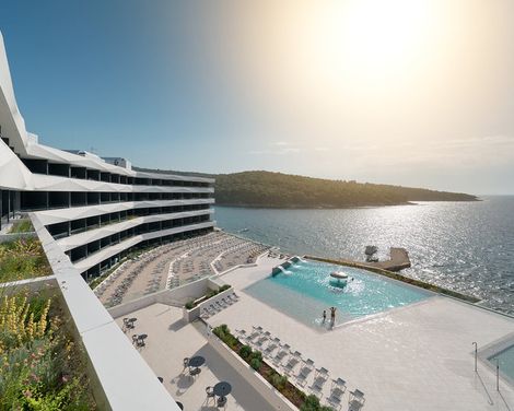 Grand Hotel View-3