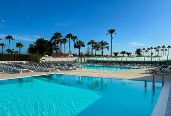 Hotel, HL Miraflor Suites Hotel