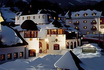 Hotel, Family Hotel Schloss Rosenegg