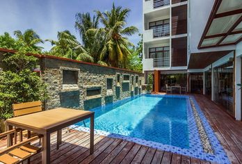 Hotel, Plumeria Maldives