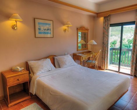 Saint Patrick's Hotel-4