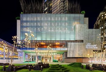 Hotel, Fairmont Pacific Rim