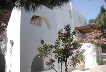 Hotel, Elena Suites