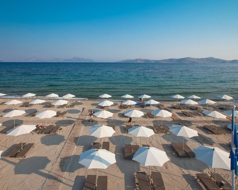 Caravia Beach Hotel & Bungalows-0