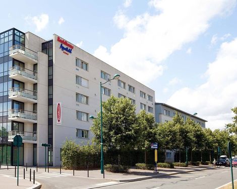 Residhome Appart Hotel Val d'Europe-0