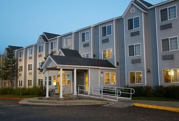 Hotel, Baymont Inn & Suites by Wyndham Anchorage Airport