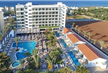 Hotel, Bohemian Gardens Hotel