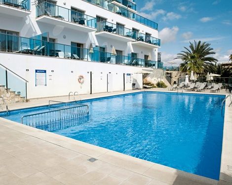 Aparthotel Portodrach-1