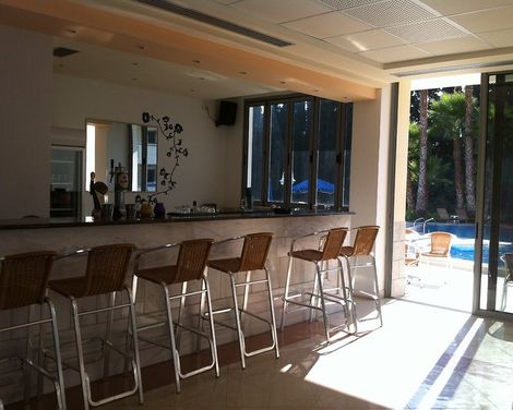 Olga's Paradise Hotel Apartments-4