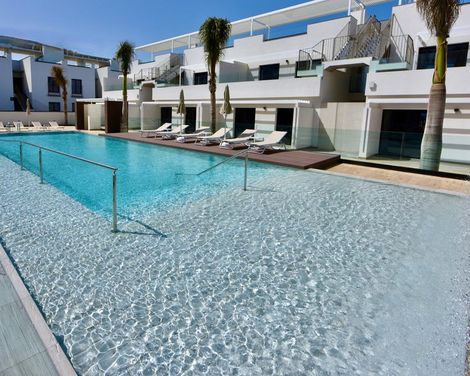 Esmeralda Cotillo Homes by LIVVO-3