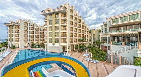 Royal Atlantis Spa & Resort