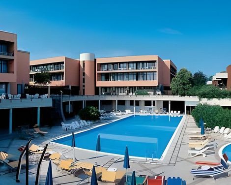 Residence Holiday-1