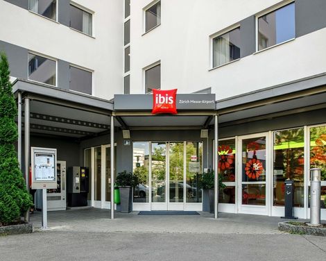 ibis Zurich Messe Airport-0
