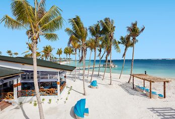 Hotel, Joy Island