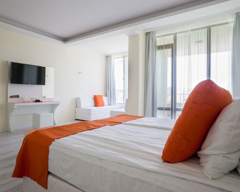 Perla Beach Holiday Club-0
