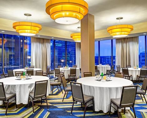 The Hollis Halifax - a DoubleTree Suites by Hilton -4