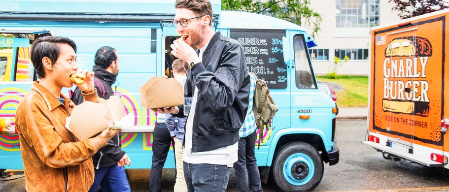 Food-Trucks im hippen Szeneviertel Södermalm, dem „Prenzlauer Berg von Stockholm“